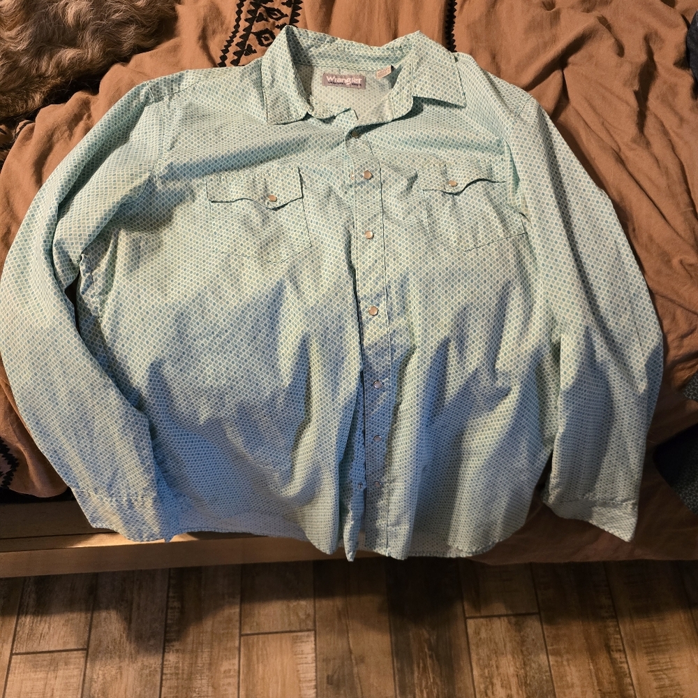 Wrangler Green And White Diamond Print Shirt